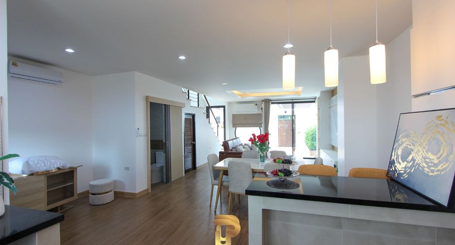 À vendre 3 chambres maison à Sattahip, Chonburi
