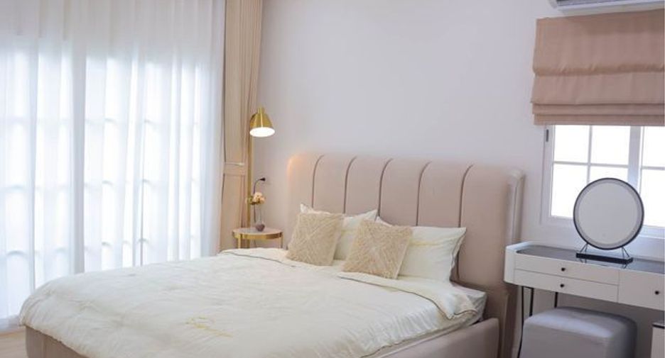Haus zur Miete mit 4 Zimmer in Bang Phli, Samut Prakan