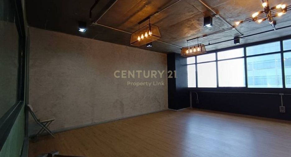 For rent and for sale office in Ratchathewi, Bangkok