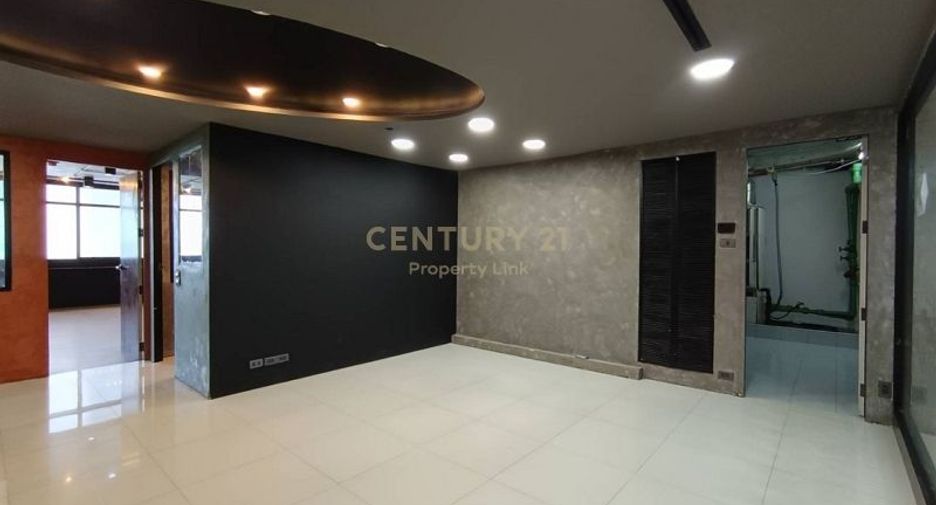 For rent and for sale office in Ratchathewi, Bangkok