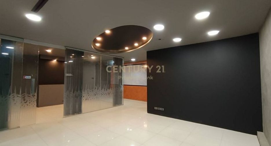 For rent and for sale office in Ratchathewi, Bangkok
