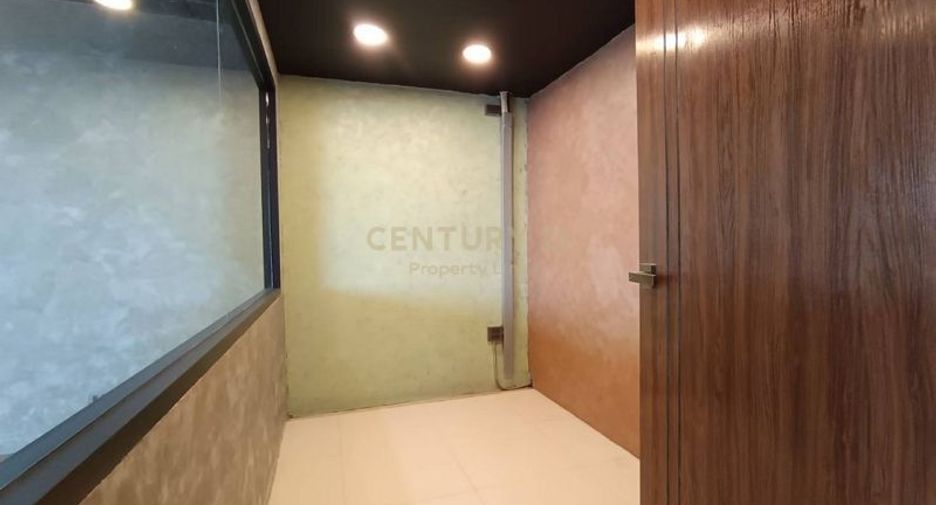 For rent and for sale office in Ratchathewi, Bangkok