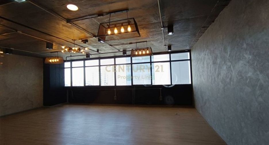 For rent and for sale office in Ratchathewi, Bangkok