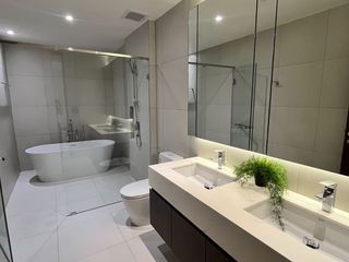 For rent 3 Beds condo in Khlong Toei, Bangkok