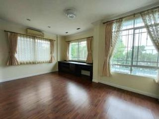 For sale 3 bed house in Lat Krabang, Bangkok