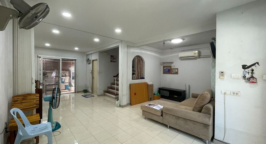 For sale 3 Beds townhouse in Bang Kruai, Nonthaburi