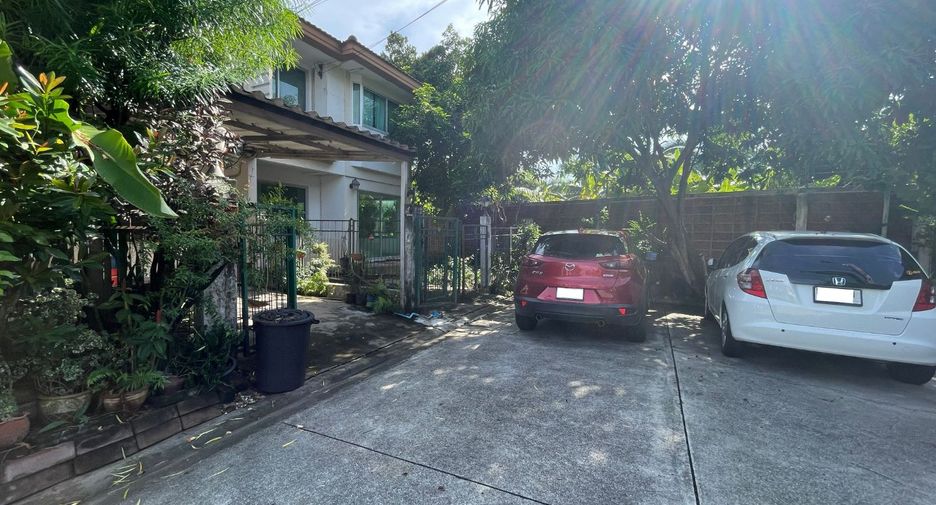 For sale 3 Beds townhouse in Bang Kruai, Nonthaburi