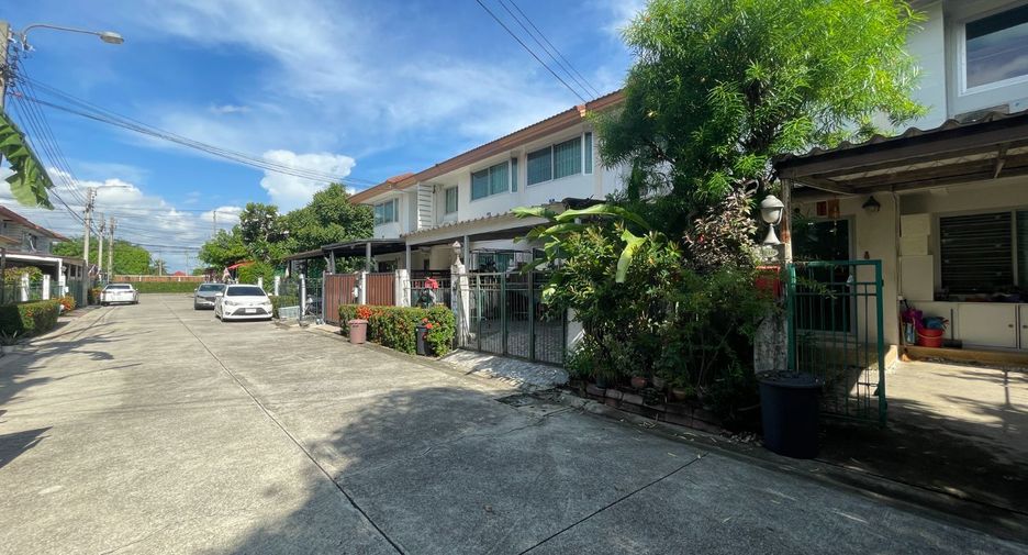 For sale 3 Beds townhouse in Bang Kruai, Nonthaburi
