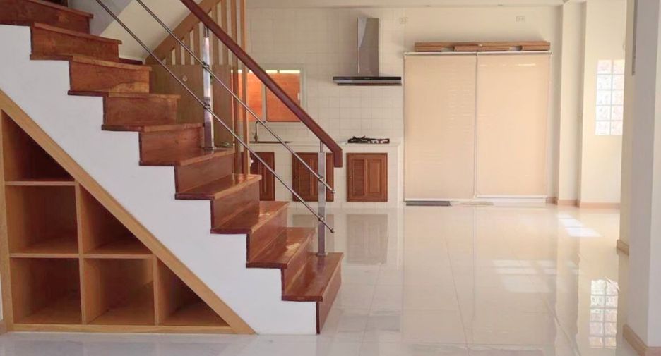 Reihenhaus zum Kauf mit 4 Zimmer in Pak Kret, Nonthaburi