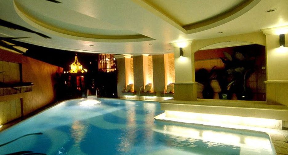 For rent 3 bedrooms condo in Watthana, Bangkok