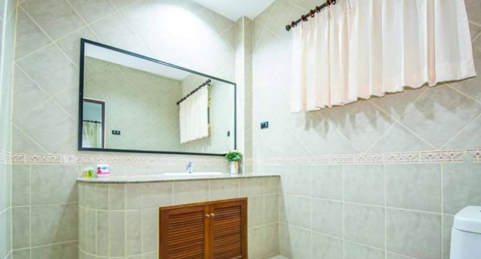 For rent 4 bedrooms house in Bang Lamung, Chonburi