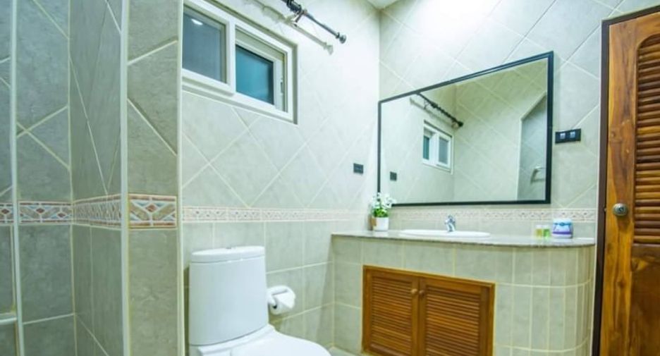 For rent 4 bedrooms house in Bang Lamung, Chonburi