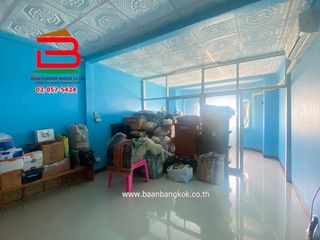 For sale 3 bedrooms retail Space in Sai Mai, Bangkok