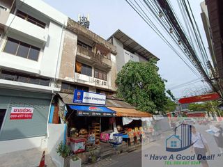 For sale 4 bedrooms retail Space in Suan Luang, Bangkok