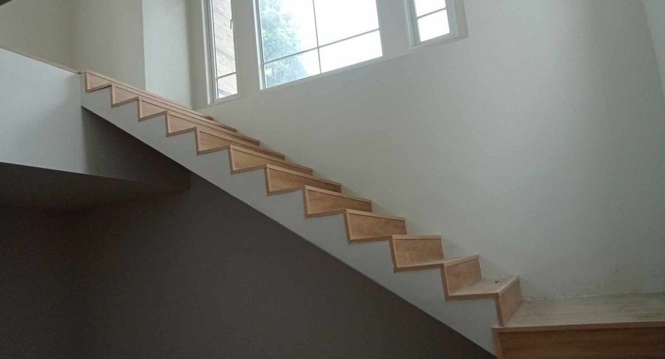 For sale 6 bedrooms house in Bueng Kum, Bangkok