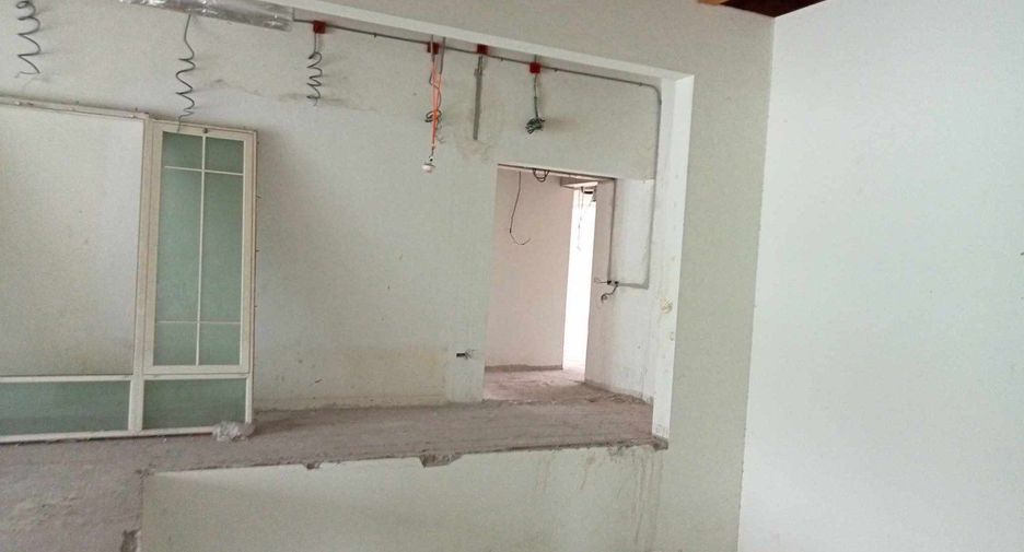 For sale 6 bedrooms house in Bueng Kum, Bangkok