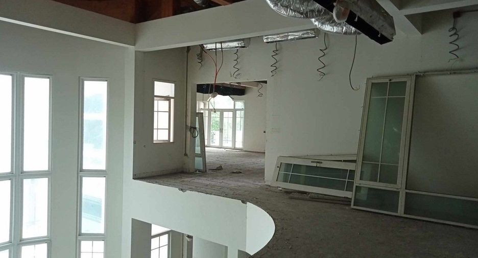 For sale 6 bedrooms house in Bueng Kum, Bangkok