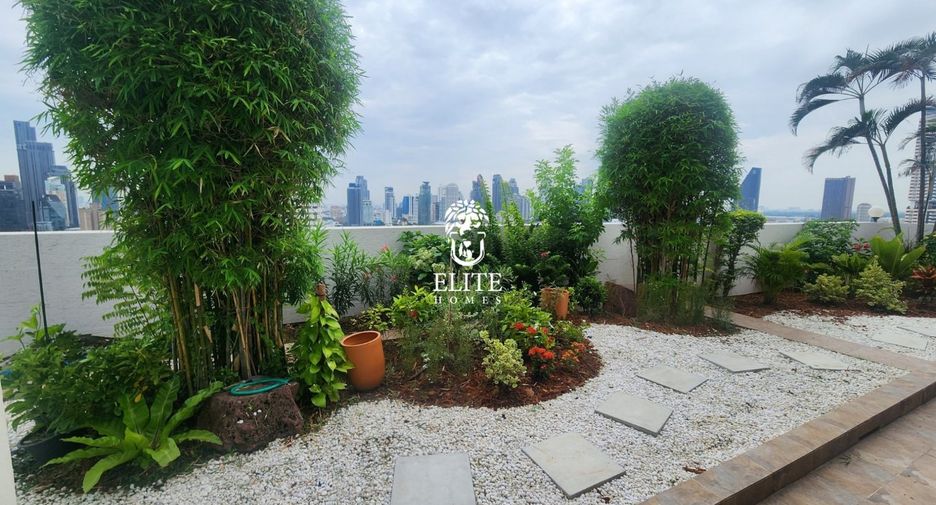 For rent 3 bedrooms condo in Watthana, Bangkok