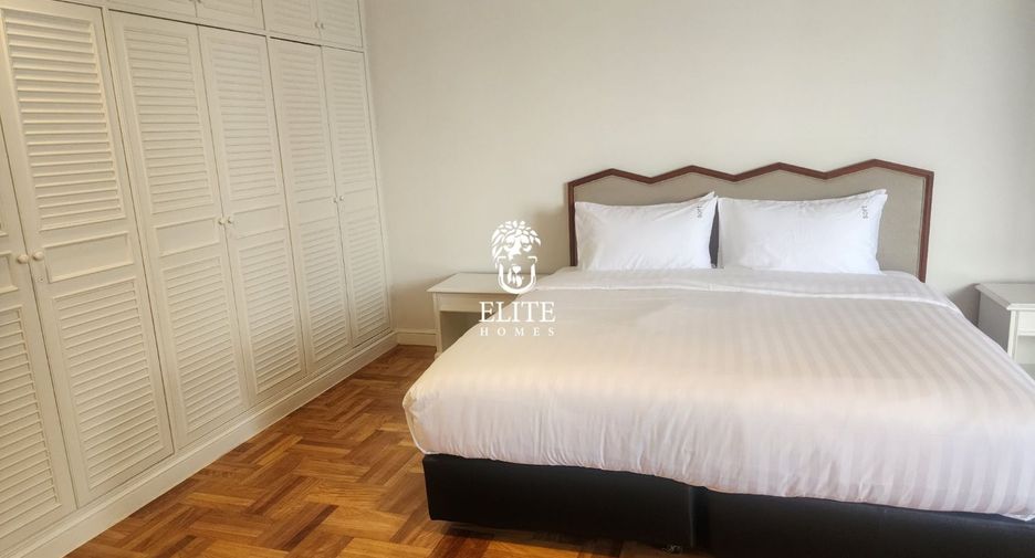 For rent 3 bedrooms condo in Watthana, Bangkok