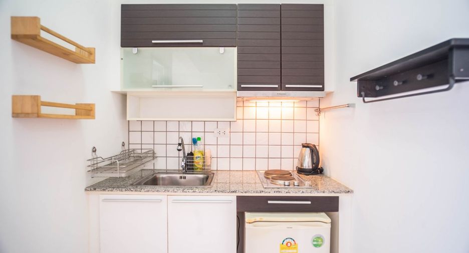 For sale 1 bed condo in Klaeng, Rayong