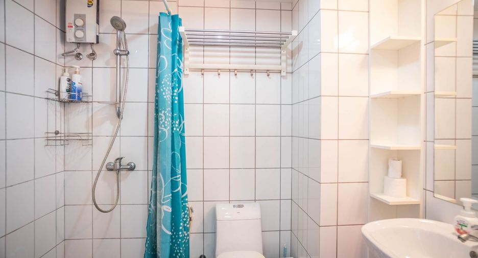 For sale 1 bed condo in Klaeng, Rayong