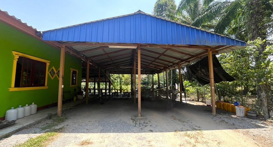 For sale 4 bedrooms house in Takua Thung, Phang Nga