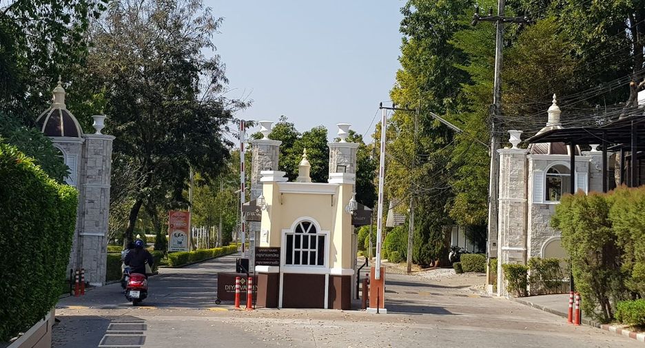 For sale 3 bedrooms house in Hang Dong, Chiang Mai