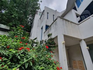 For sale 9 bed office in Phaya Thai, Bangkok