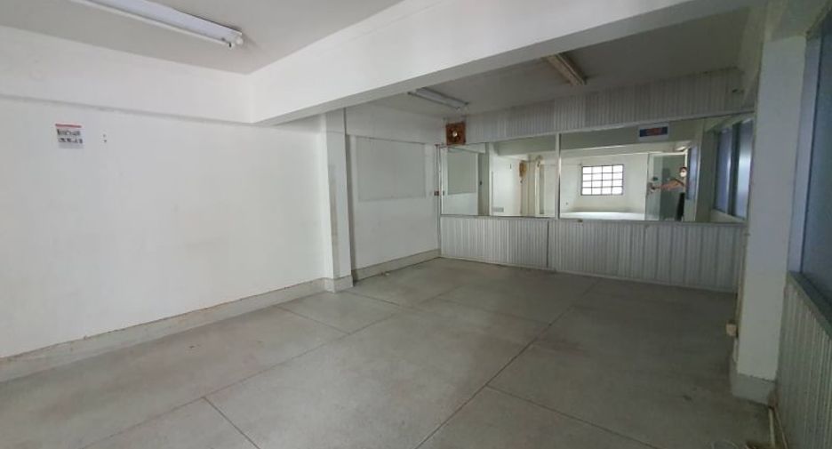 Oficina en venta de 9 habitaciones en Phaya Thai, Bangkok