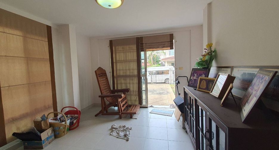 For sale 4 ベッドルーム house in Phra Pradaeng, Samut Prakan