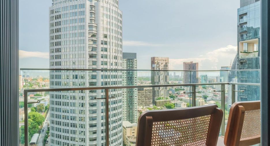 Wohnung zur Miete und zum Kauf mit 2 Zimmer in Khlong Toei, Bangkok
