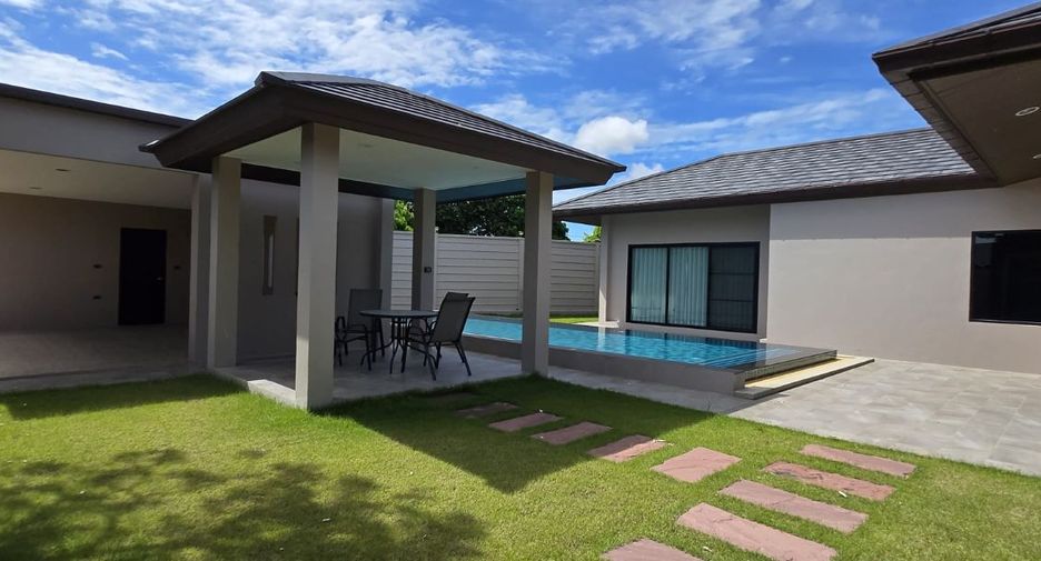 Condo en alquiler de 3 habitaciones en Huay Yai, Pattaya