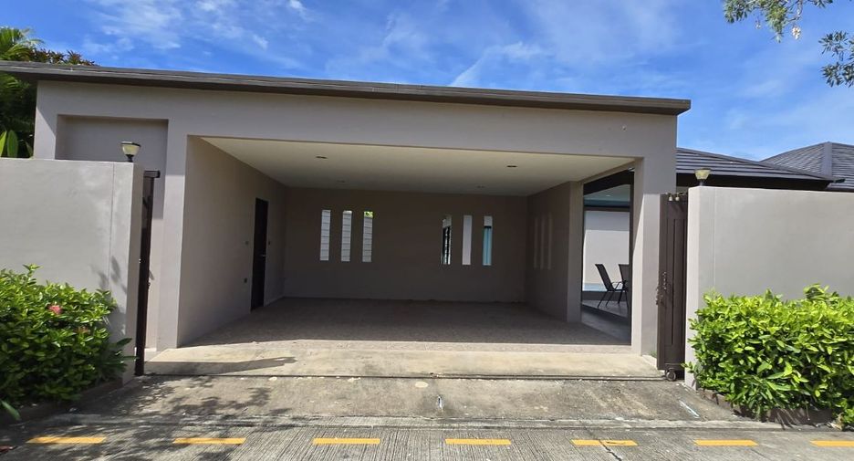 Condo en alquiler de 3 habitaciones en Huay Yai, Pattaya