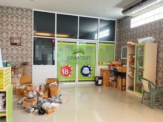 For sale 3 bed retail Space in Mueang Songkhla, Songkhla