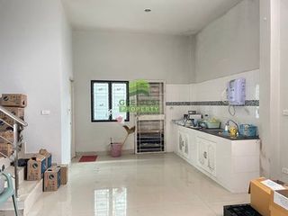 For sale 3 bed retail Space in Mueang Songkhla, Songkhla