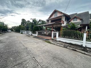 For sale 4 bed house in Si Racha, Chonburi