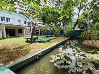 出租 3 卧室 独立屋 在 Khlong Toei, 曼谷