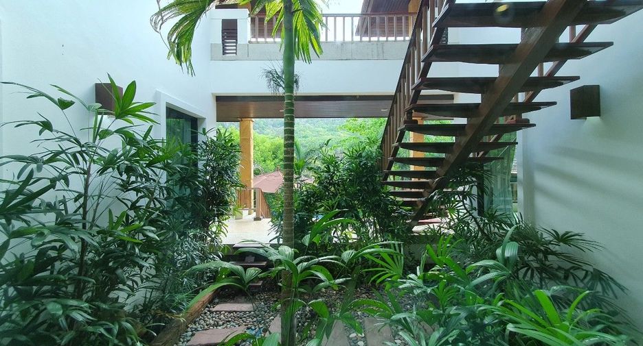 For sale 4 bed villa in Mueang Phuket, Phuket
