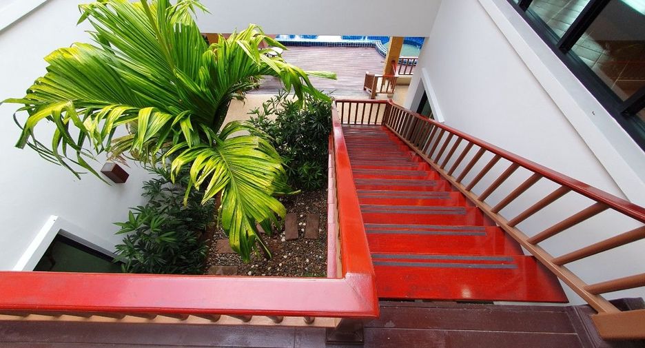 For sale 4 bed villa in Mueang Phuket, Phuket