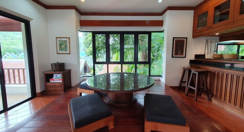 For sale 4 bed villa in Mueang Phuket, Phuket