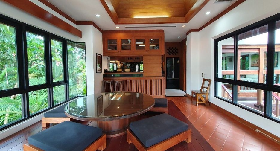 For sale 4 bed villa in Mueang Phuket, Phuket
