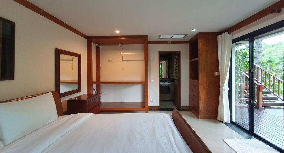 For sale 4 bed villa in Mueang Phuket, Phuket