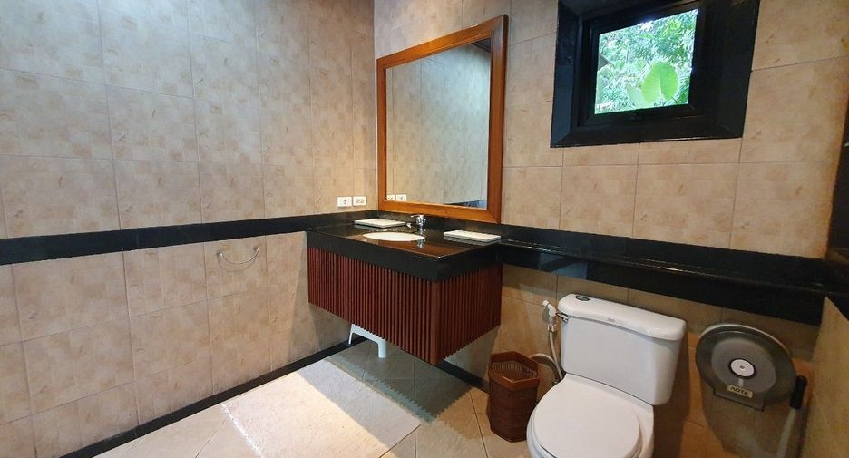 For sale 4 bed villa in Mueang Phuket, Phuket