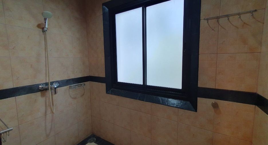 For sale 4 bed villa in Mueang Phuket, Phuket