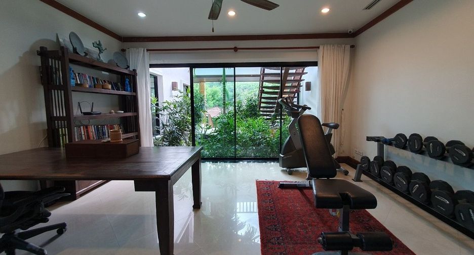 For sale 4 bed villa in Mueang Phuket, Phuket