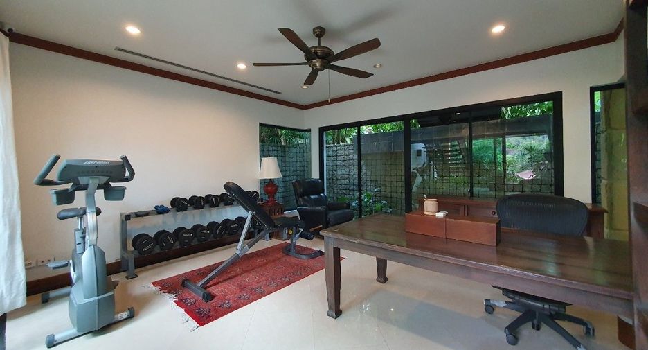 For sale 4 bed villa in Mueang Phuket, Phuket