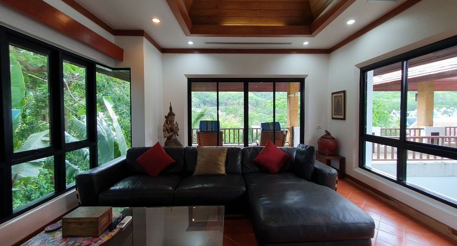 For sale 4 bed villa in Mueang Phuket, Phuket