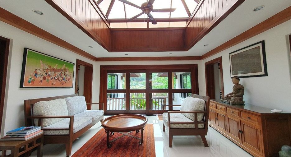 For sale 4 bed villa in Mueang Phuket, Phuket