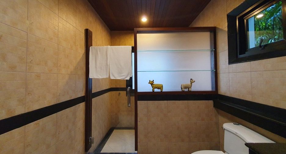 For sale 4 bed villa in Mueang Phuket, Phuket