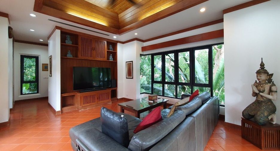 For sale 4 bed villa in Mueang Phuket, Phuket
